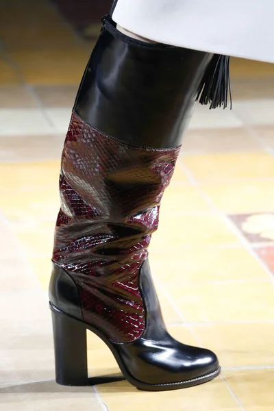 Look 5
